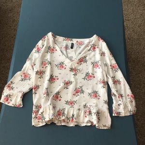 White flower shirt